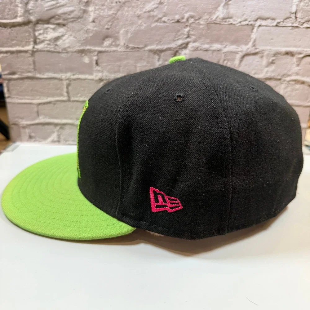 New Era 59FIFTY Arizona Diamondbacks Mens Size 7 3/4 Black Neon Green Fitted Hat